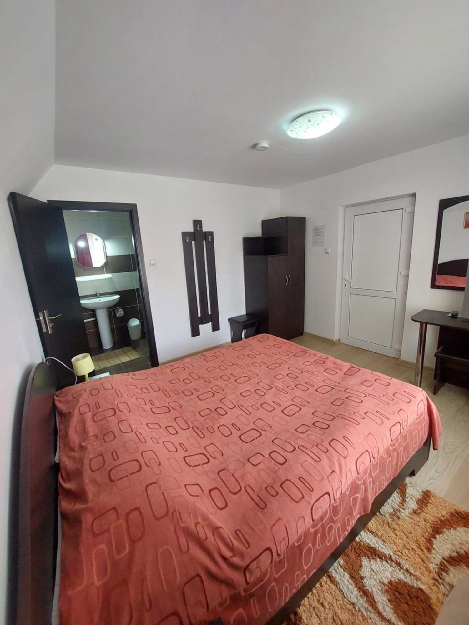 Steaua Nordului Hotel Târgu Neamț Buitenkant foto