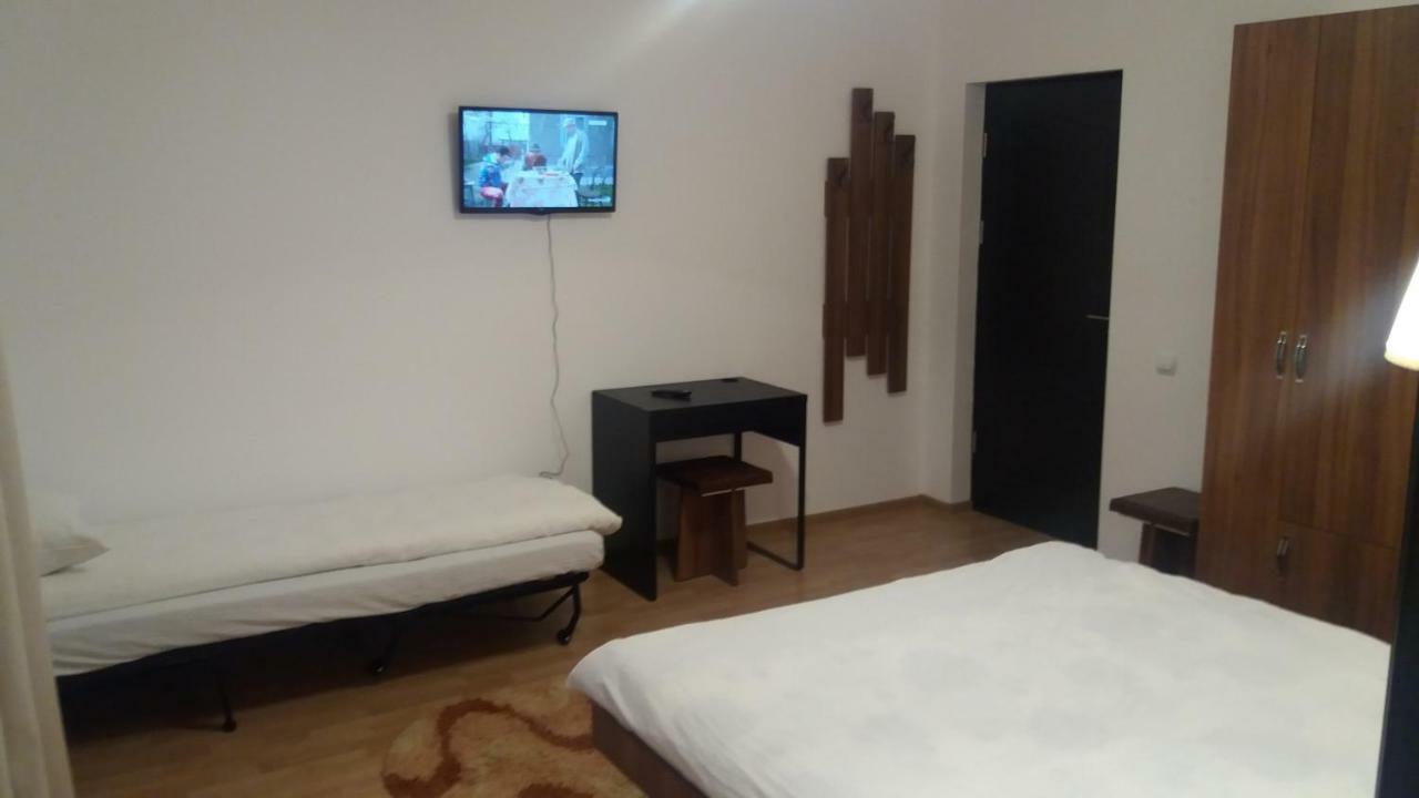 Steaua Nordului Hotel Târgu Neamț Buitenkant foto